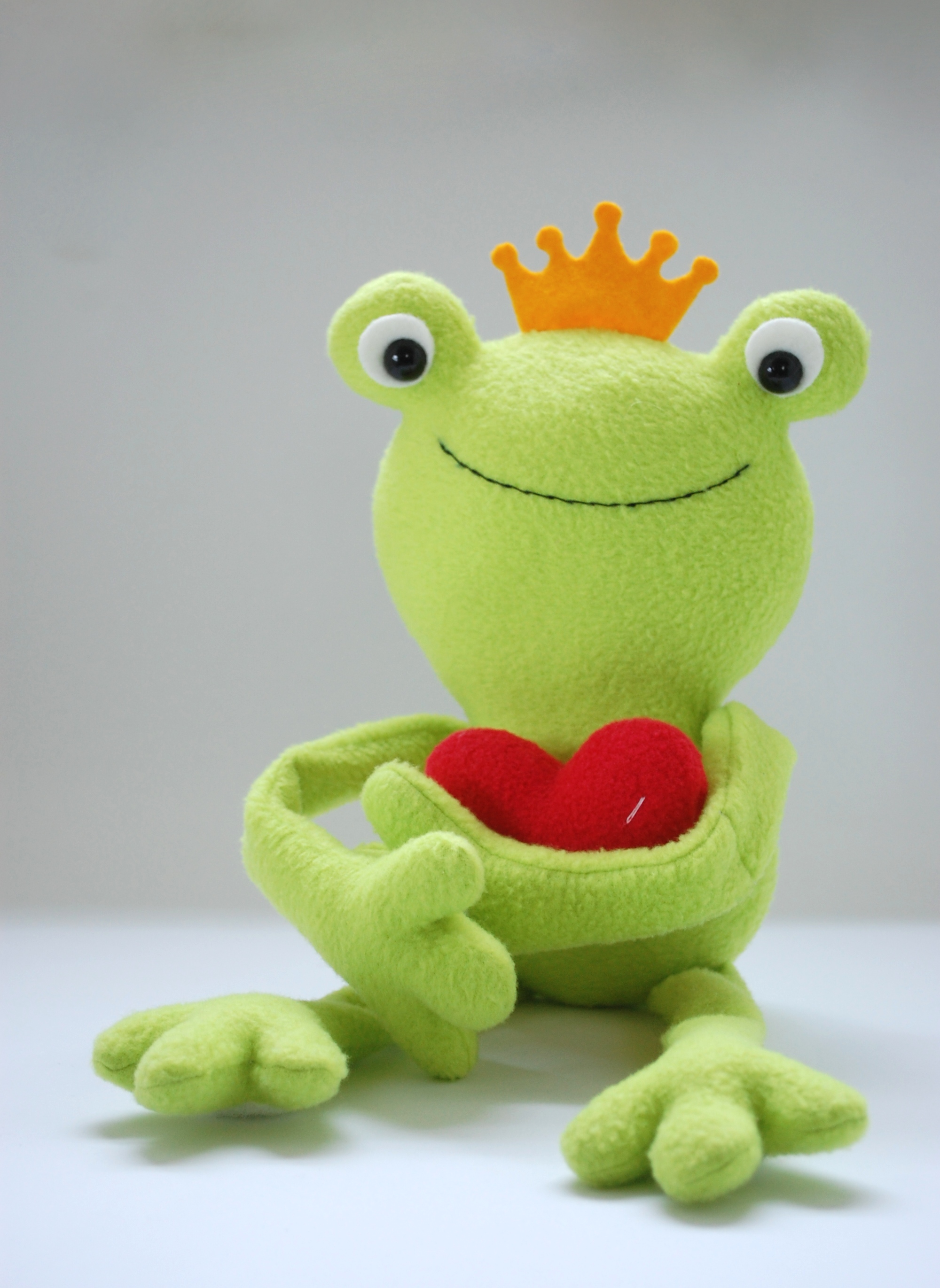 side frog plush template