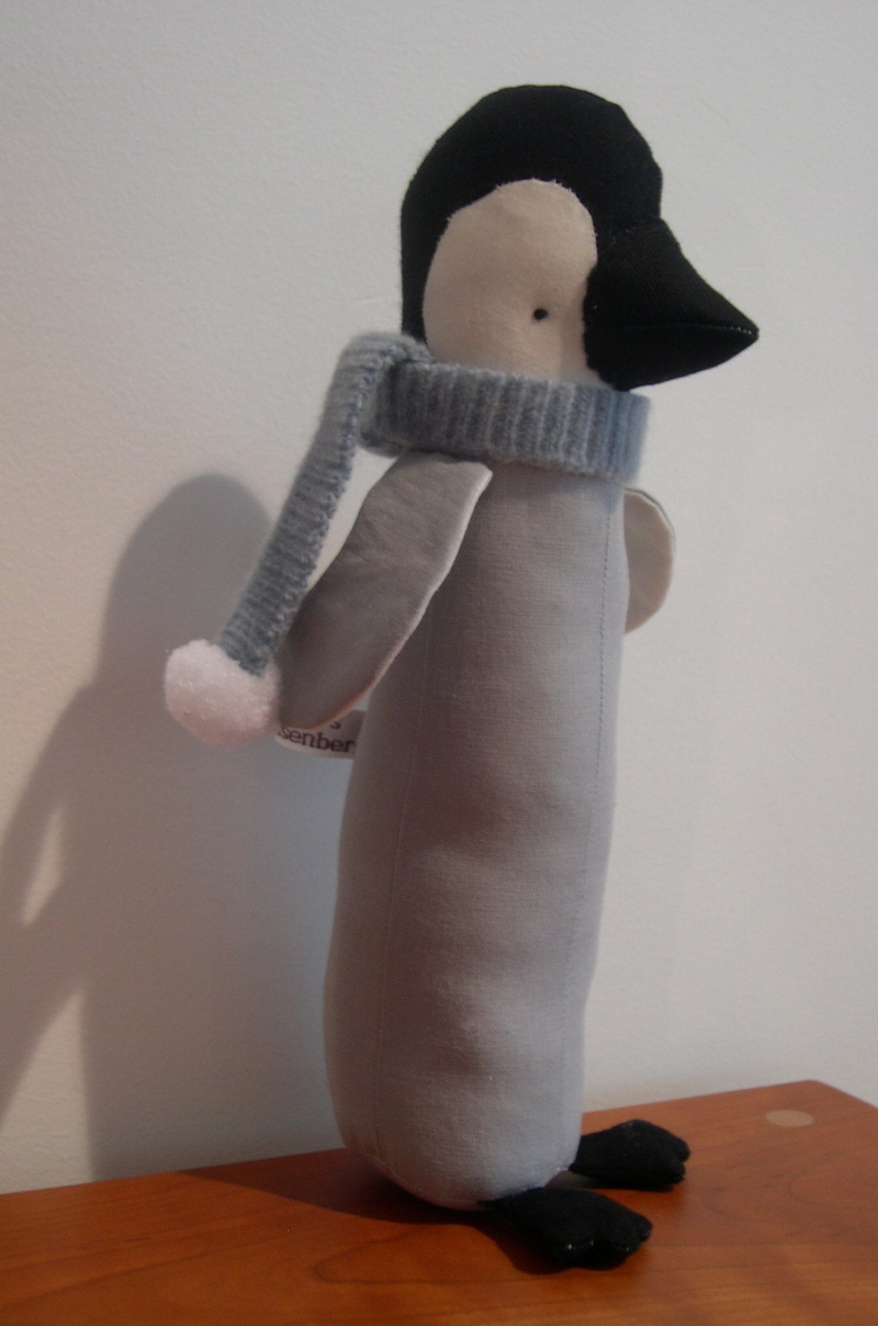 Penguin_with_scarf Penguin_with_scarf