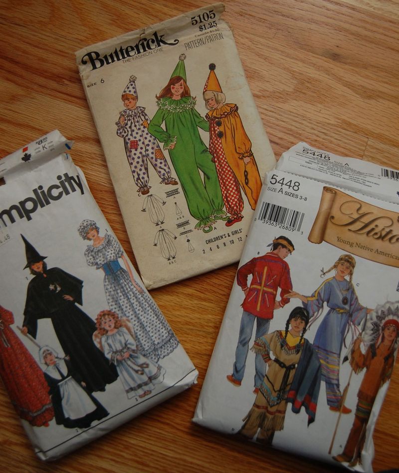 Costumes vintage pattnerns