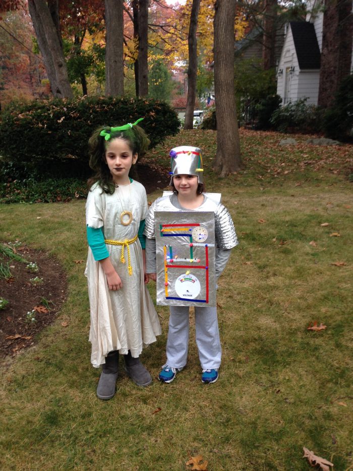 Medusah and a robot