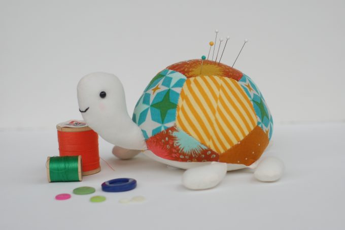 Free English Paper Piecing Pattern: Tilly the Turtle - whileshenaps.com